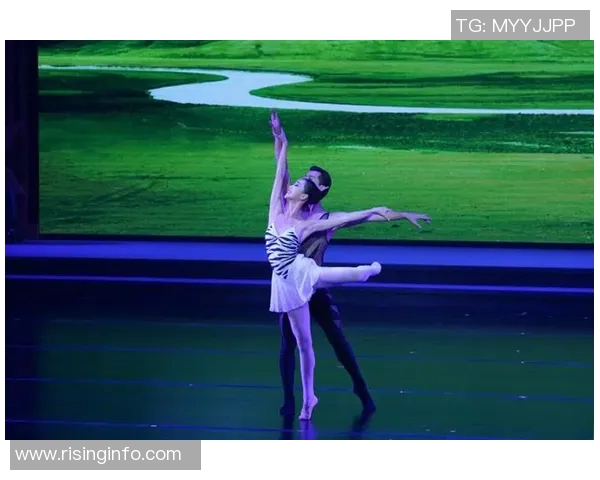 李芳专访:从青涩小将到网球明星的成长之路与心路历程回顾